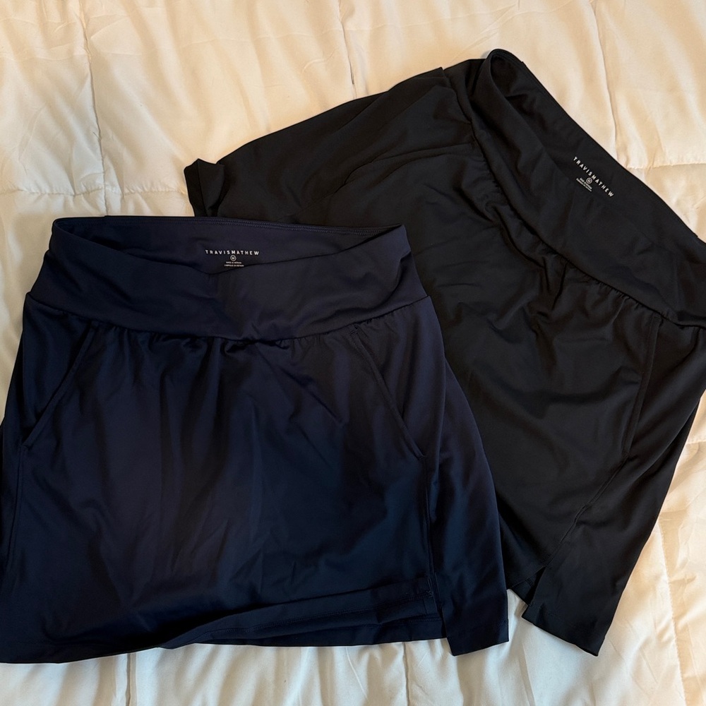 Travis Mathew Game match skorts set of 2
